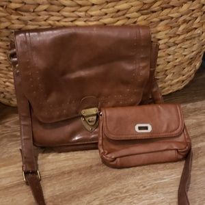 2 Faux leather bag and wallet
